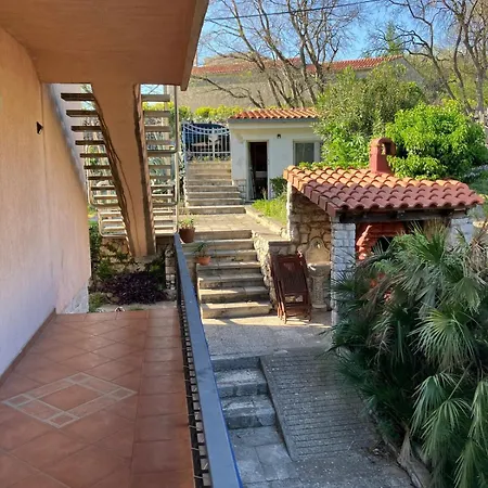 Island Escape Cres Villa Porozina